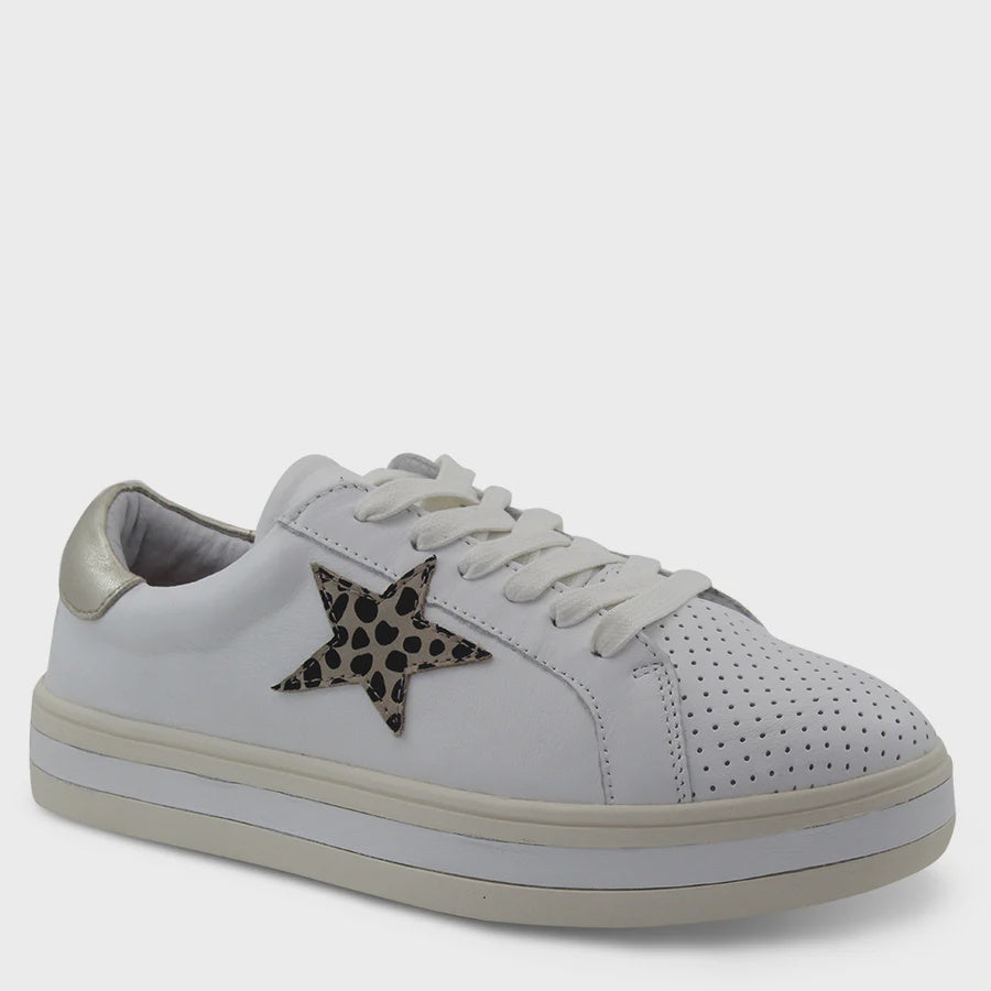 ALFIE & EVIE PIXIE WHITE / BROWN ANIMAL STAR