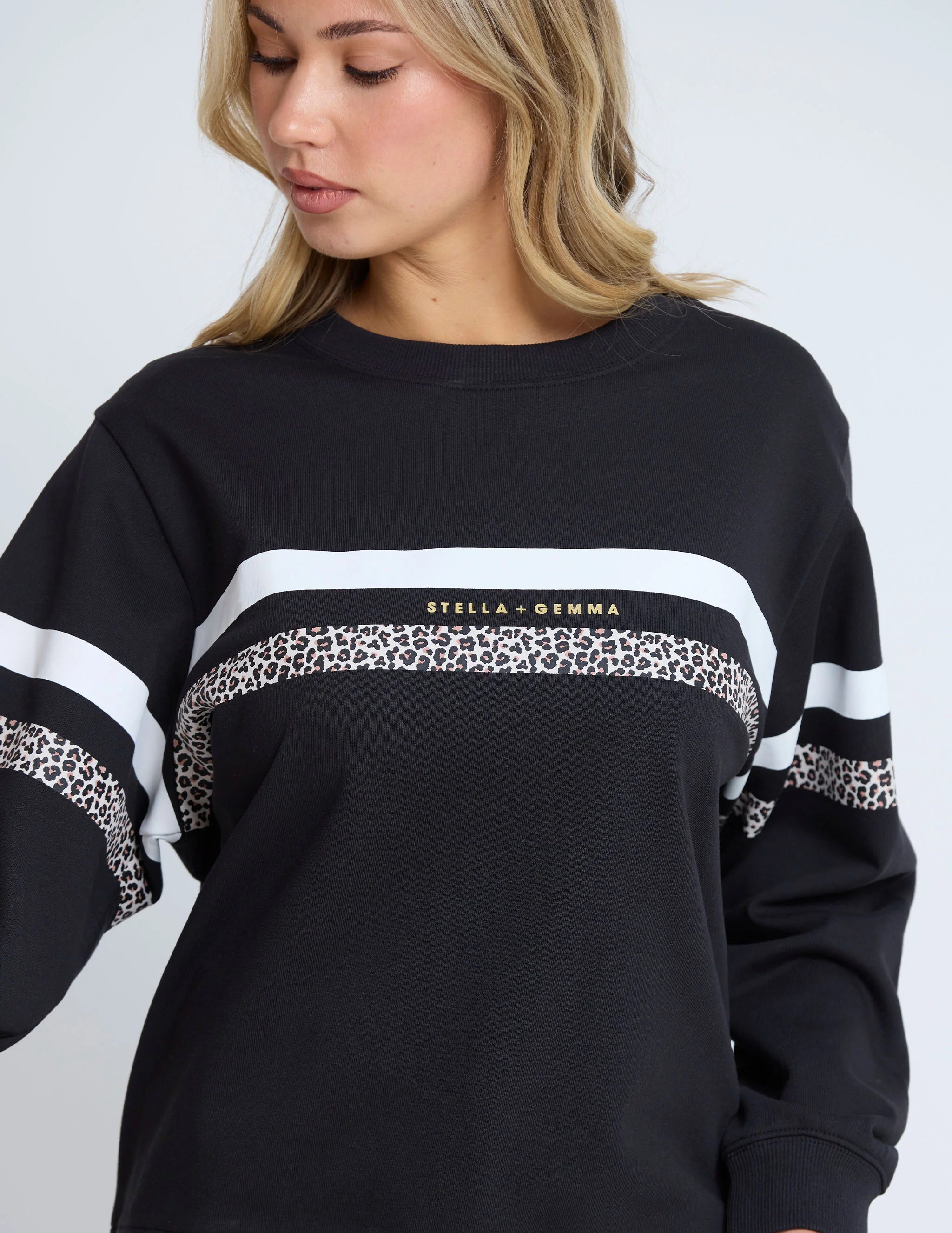 STELLA & GEMMA SWEATER ESSENTIAL BLACK LEOPARD SGSW8282