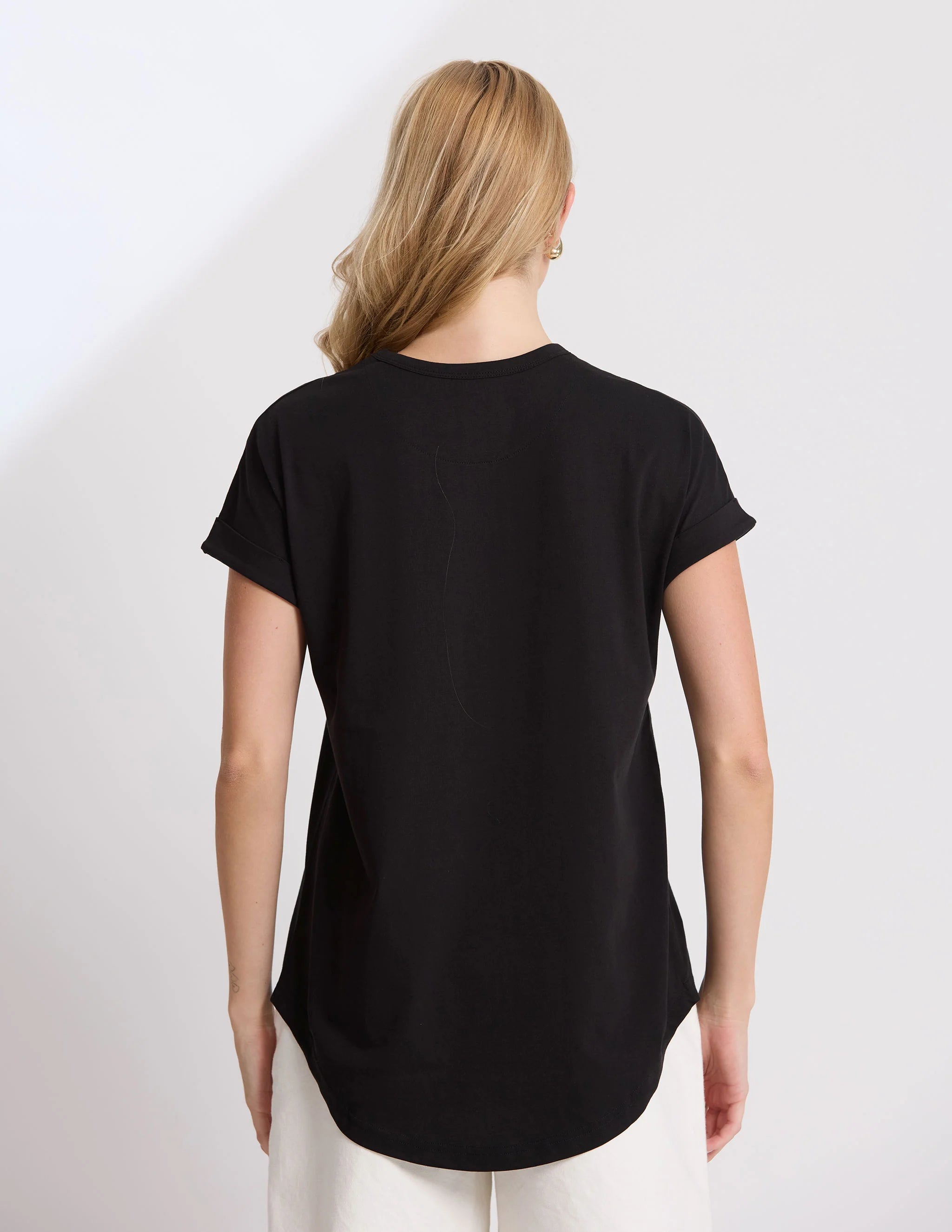 STELLA & GEMMA T SHIRT SOHO CUFF CREW BLACK