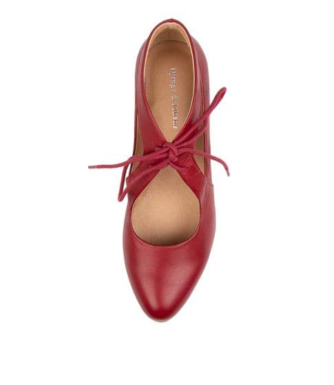 DJANGO & JULIETTE EWING- PINOT